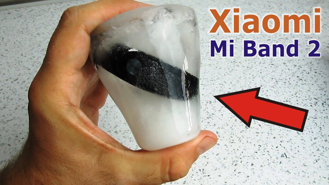 Заморозил фитнес браслет Xiaomi Mi Band 2 в воде! Тест на прочность!