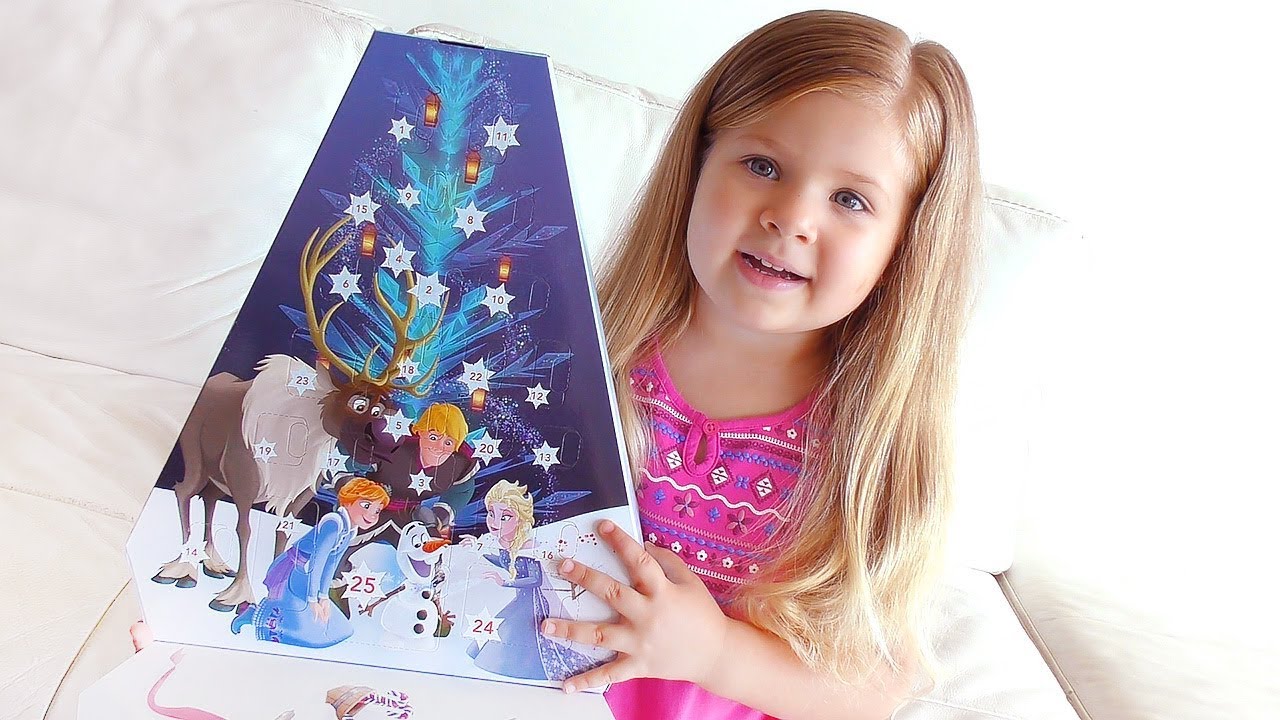 Диана открывает Календарь Diana Opens Advent Calendar &quot;Olaf&#39;s Frozen Adventure&quot;