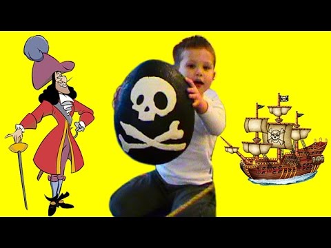 Открываем игрушки Пираты с сюрпризом