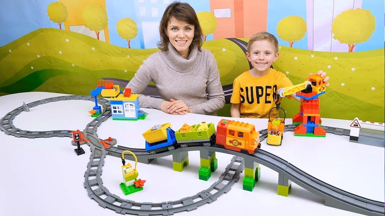 БОЛЬШОЙ ПОЕЗД Лего Дупло с Железной Дорогой - Развивающее видео для детей с Конструктором LEGO DUPLO