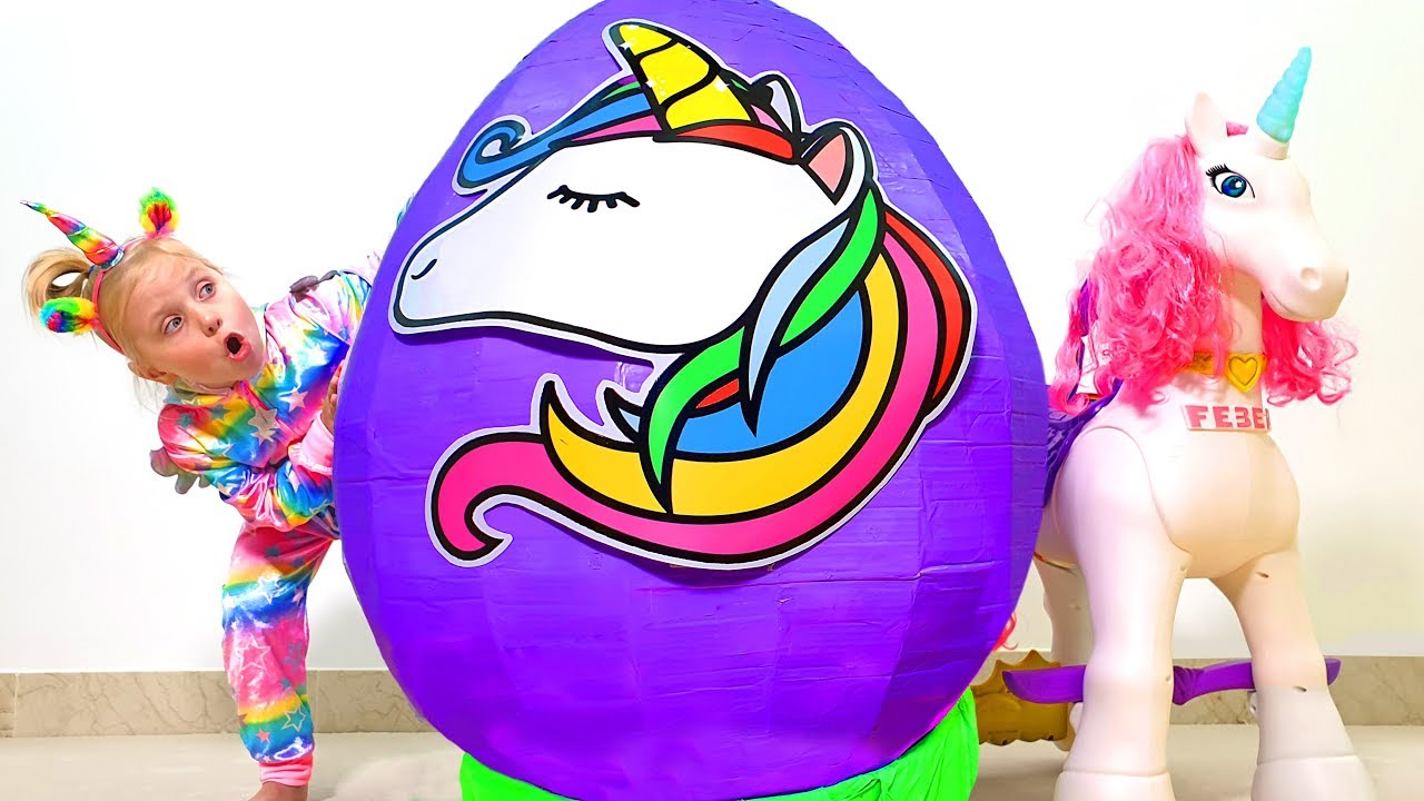 Alisa and a magical dream about a Giant egg Surprise Unicorn .