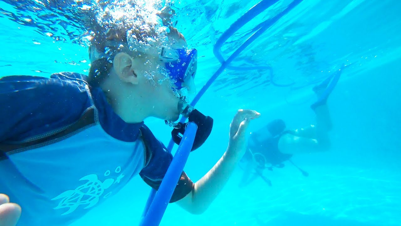 Трюки в бассейне | Надеваем акваланги для всей семьи | Marti Myra ВЛОГ Изнанка