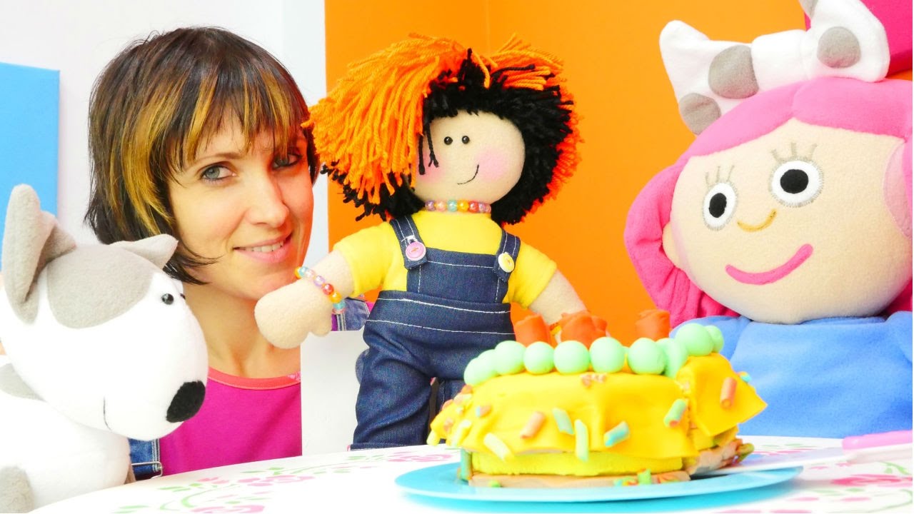 Игры для девочек - Торт для куклы Маши и Смарты