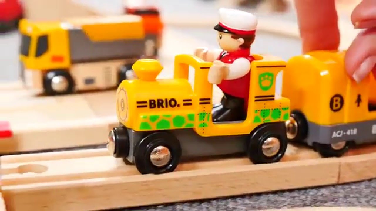 Поезда и машинки - Развивающий видео - Железнодорожный переезд