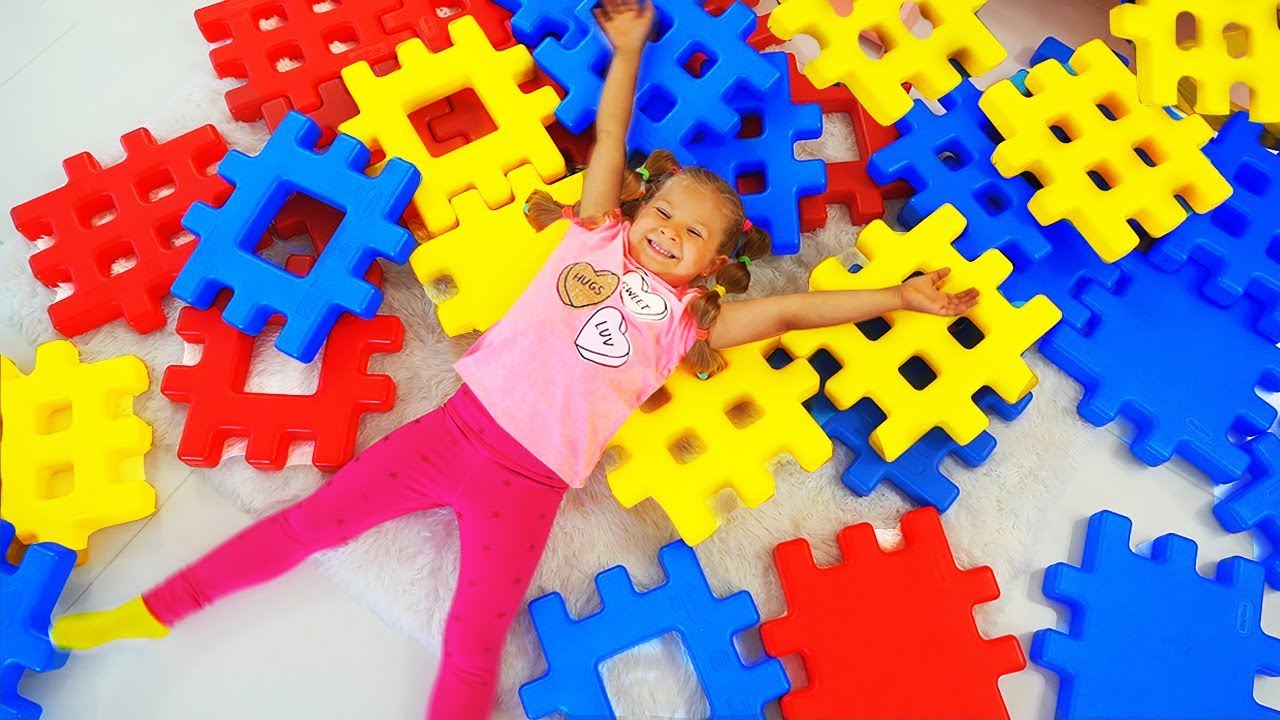 Diana Pretend Play with Building Block Toy
