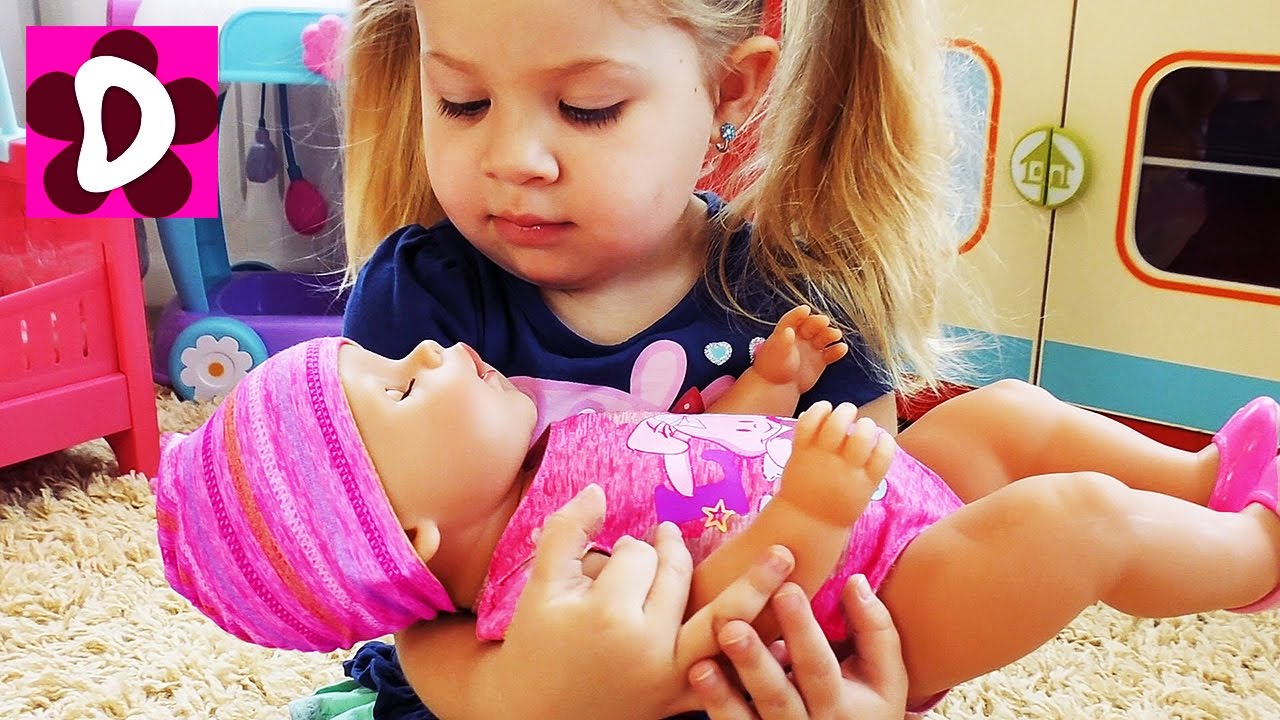 Диана распаковывает поддельную Куклу Беби Бон, в чем отличие от оригинальной куклы?