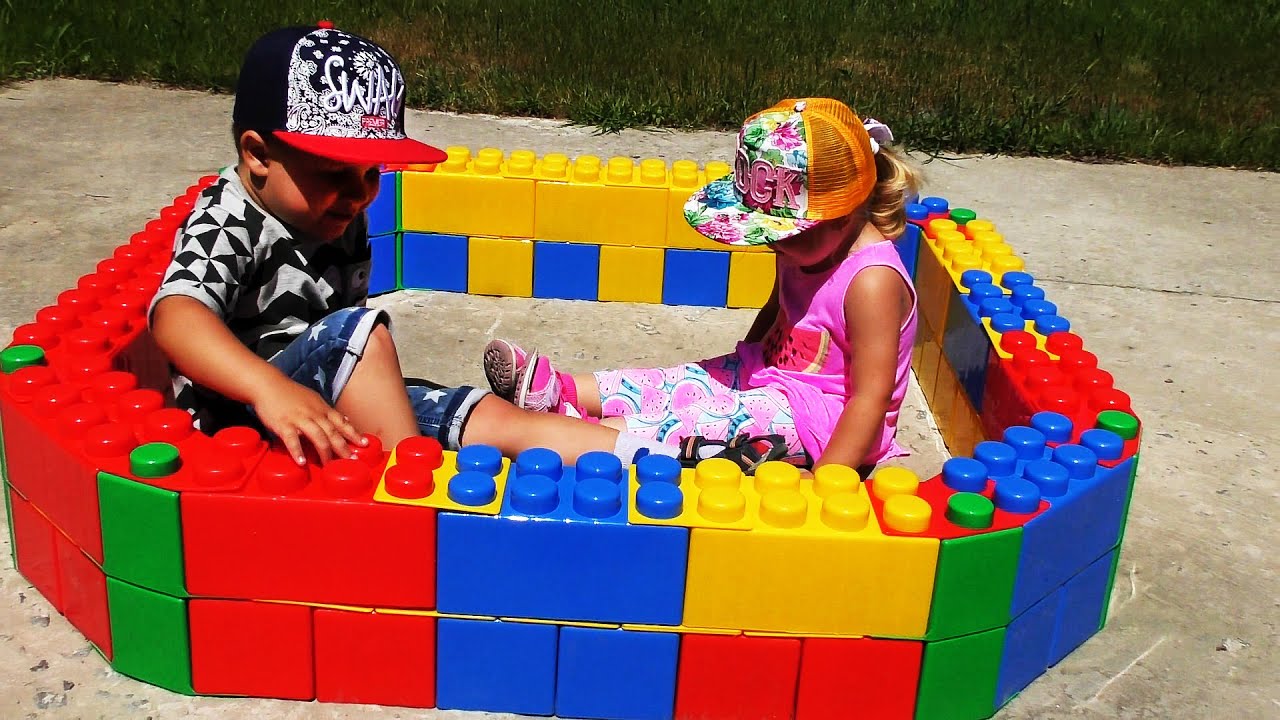 Строим ПЕСОЧНИЦУ из Огромного LEGO Для Детей ЛЕГО Конструктор New LEGO Toys Unboxing