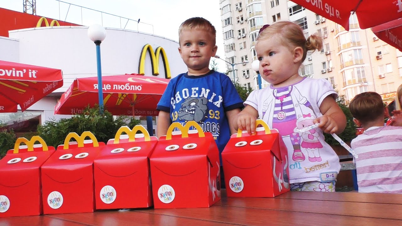 ★ Открываем Игрушки Хеппи Мил МакДональдс Барби и Скайлендеры Toys Unboxing Happy Meal McDonalds