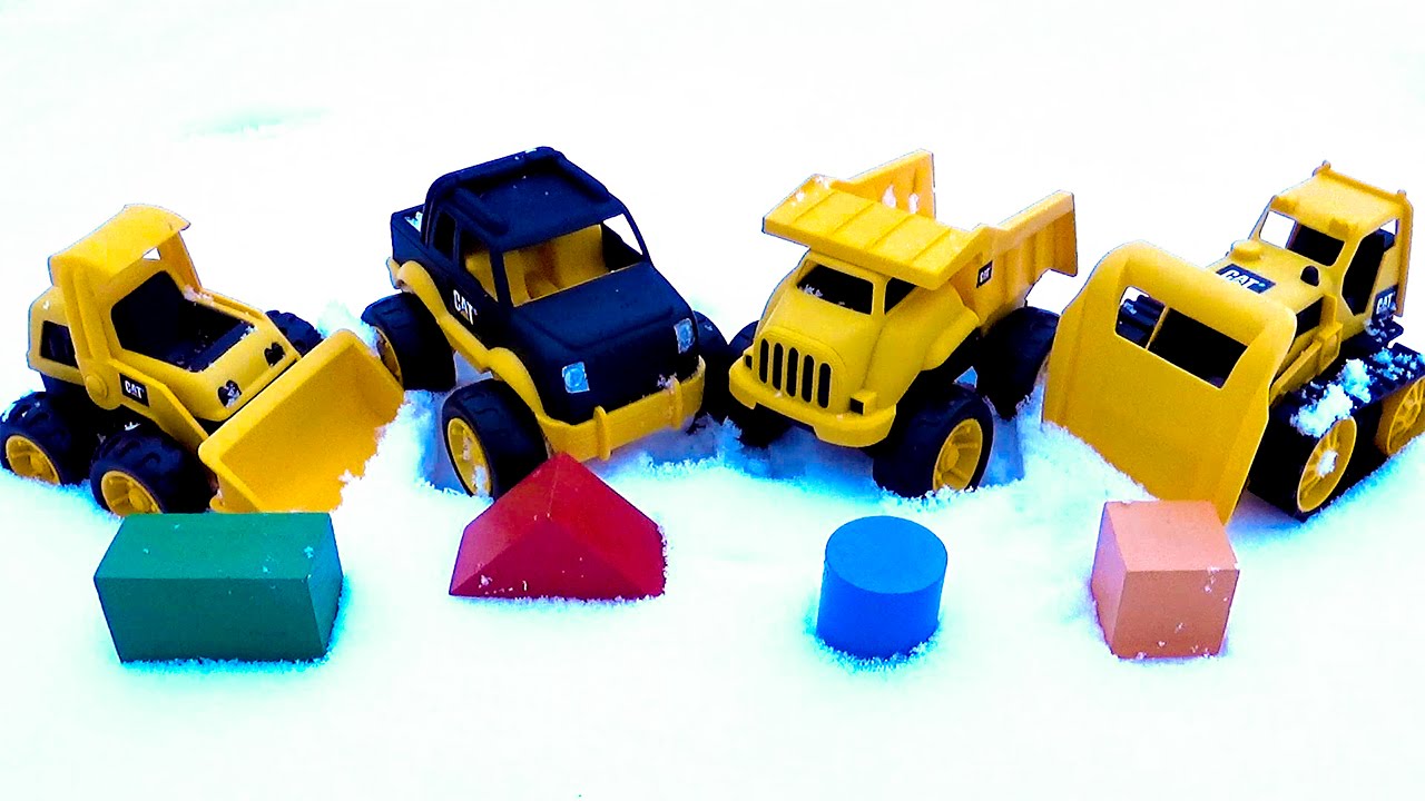 Машинки CAT(Caterpillar) убирают снег и находят фигуры - Развивающие мультики