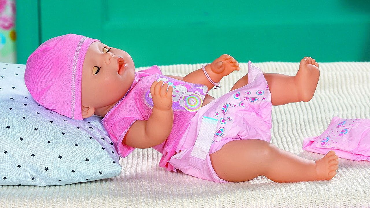 Кукла Лиза от Бэби Борн - Играем в дочки и матери. Видео для девочек с куклой Baby Born