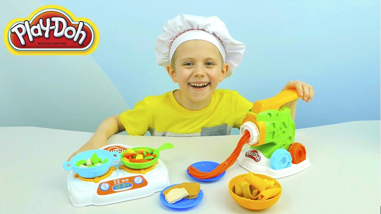 Плей До КУХНЯ и Даник с мамой - готовим Спагетти с Лапшой и Овощи из пластилина Play Doh Kitchen