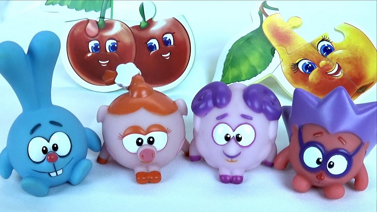 Смешарики собирают фрукты и ягоды - Развивающее видео с игрушками