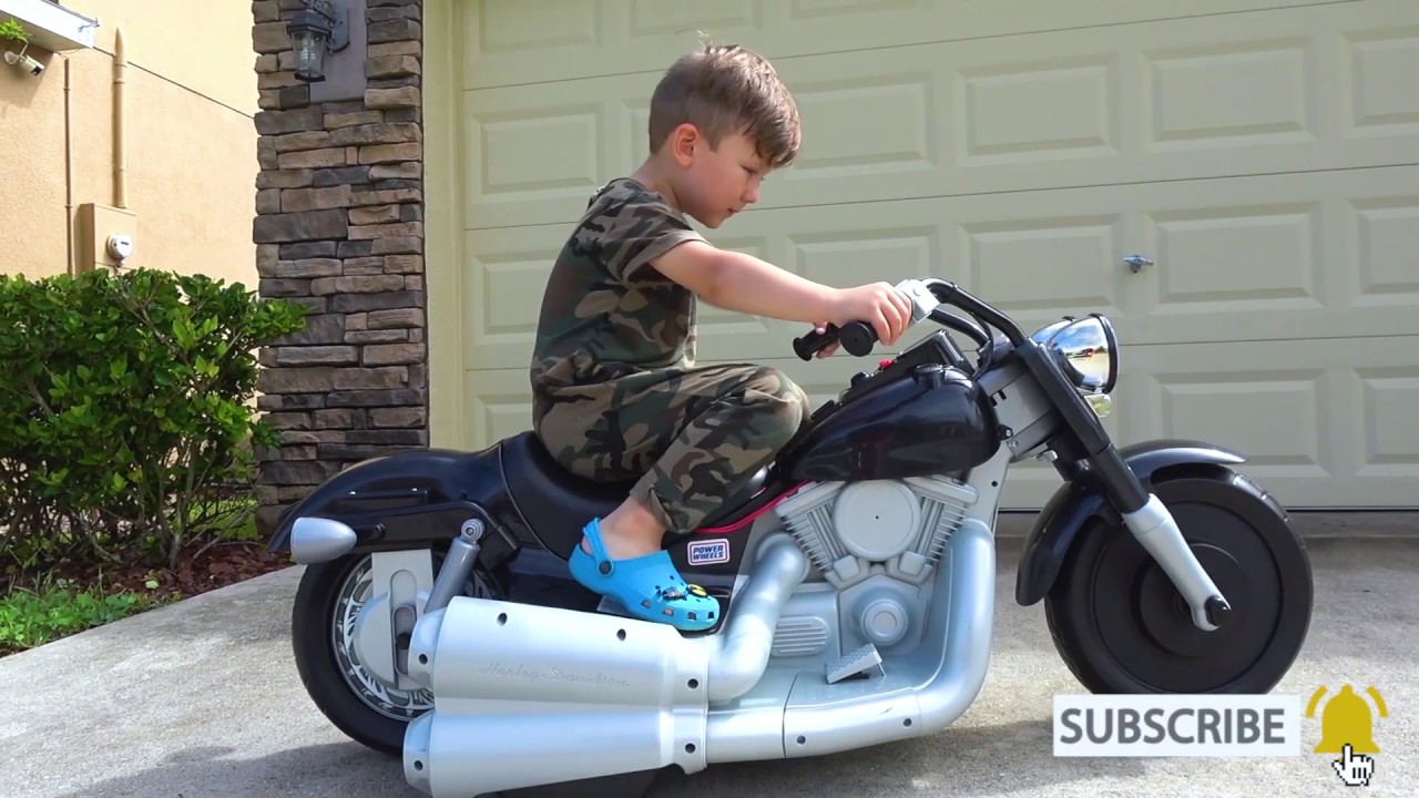 Senya Pretend Play with Kids Bike Harley-Davidson Unboxing Power Wheel Mini Bike